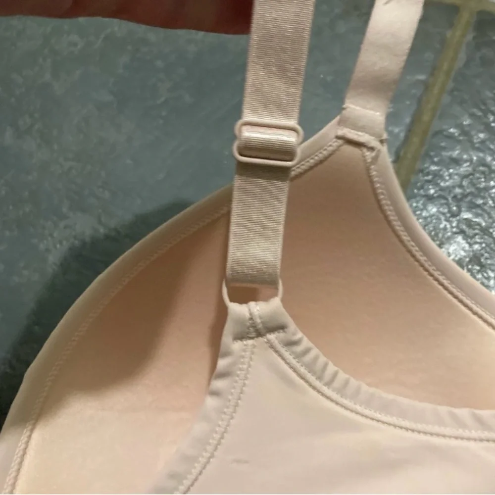 Rene Rofe Wire-Free Lightly Padded Bra Size 38D - Picture 5 of 9